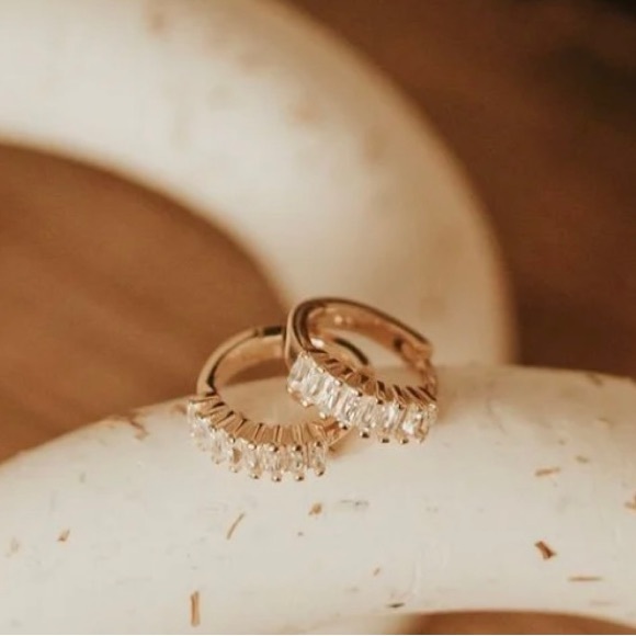 Ivy Diamond Hoops - Picture 1 of 2